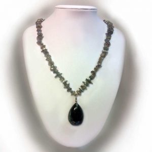 Colier cu pietre labradorit 