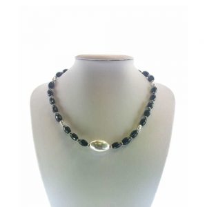 Colier cu pietre onix