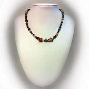 Colier cu pietre ochi de tigru