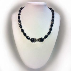 Colier cu pietre onix 